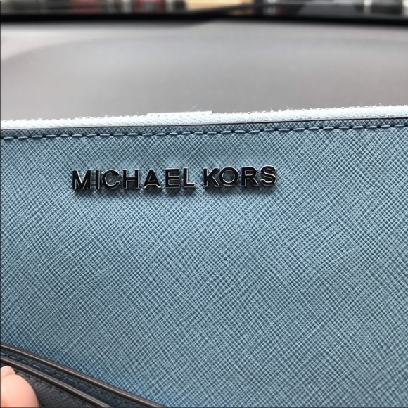 NWOT MICHAEL KORS DOUBLE ZIP WALLET - Picture 6 of 6